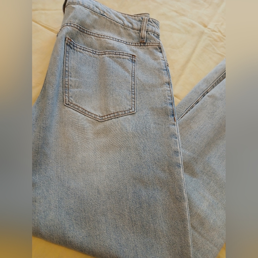 Light Blue Denim Jeans - Picture 2 of 7